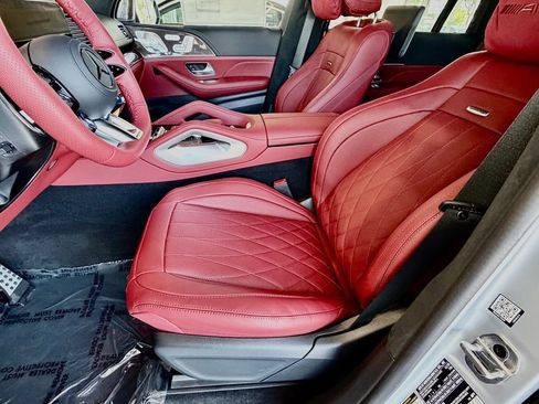 New 2026 Mercedes-Benz GLS 63 AMG 4MATIC image 17