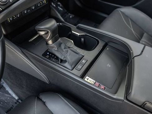 Used 2025 Lexus ES 300h w/ Accessory Package (Z2) FWD image 12
