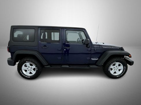 Used 2013 Jeep Wrangler Unlimited Sport image 4