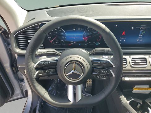 Certified 2026 Mercedes-Benz GLS 450 4MATIC image 24