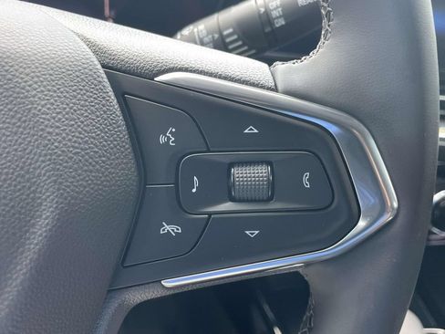 Used 2025 Chevrolet Trax ACTIV w/ Driver Confidence Package FWD image 24