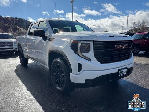 Used 2025 GMC Sierra 1500 Elevation image 11