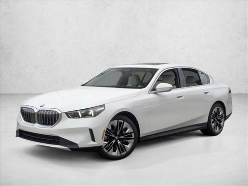 New 2026 BMW 530i xDrive w/ Premium Package image 1