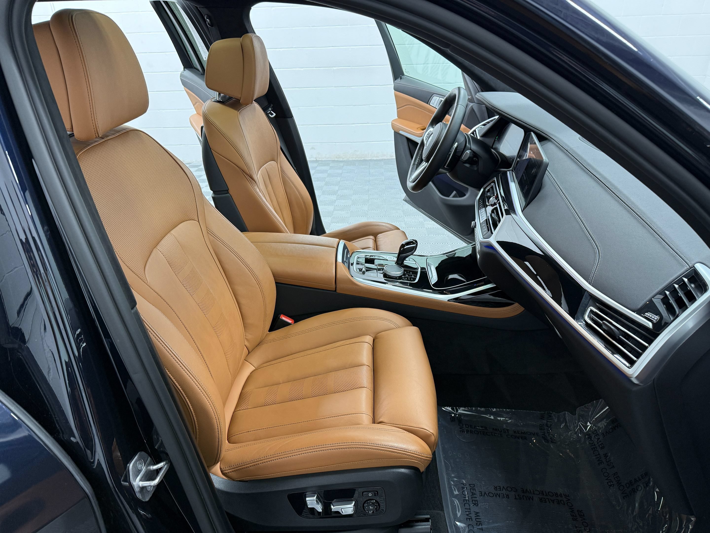 Used 2022 BMW X7 xDrive40i AWD/4WD image 21