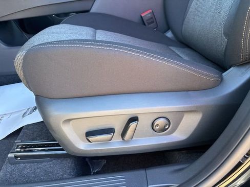 New 2026 Nissan Rogue SV image 10