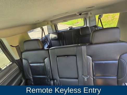 Used 2020 GMC Yukon XL SLT RWD image 12