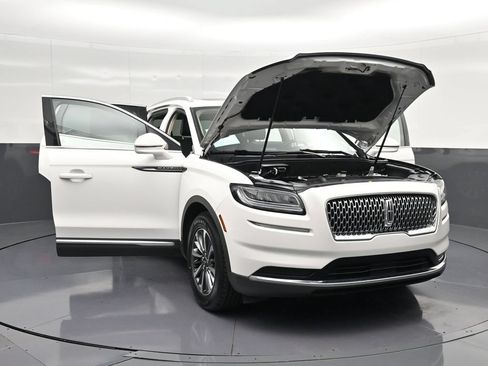 Used 2023 Lincoln Nautilus Reserve FWD image 34