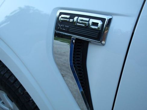 Used 2022 Ford F150 XLT w/ Equipment Group 301A Mid AWD/4WD image 9