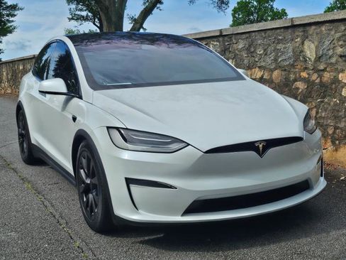 Used 2023 Tesla Model X AWD/4WD image 13