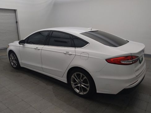 Used 2020 Ford Fusion SEL FWD image 3