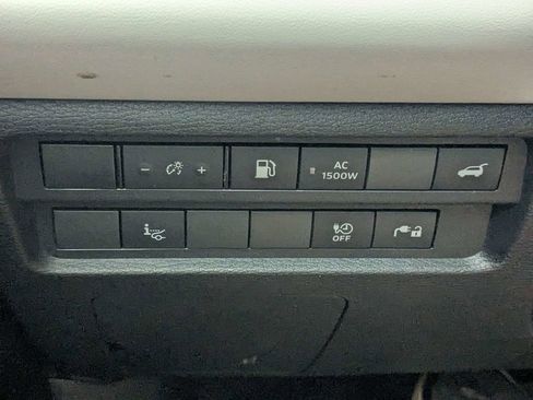 Used 2024 Mitsubishi Outlander SEL image 22