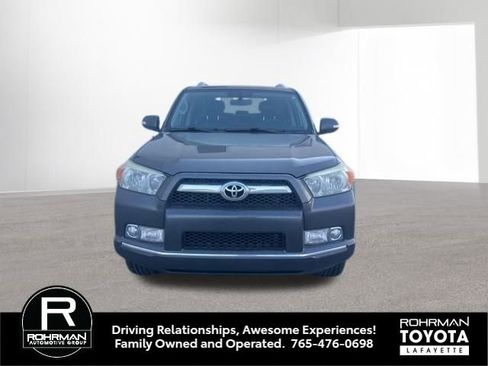 Used 2013 Toyota 4Runner SR5 image 2
