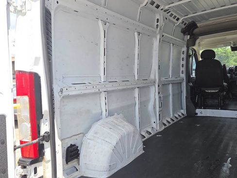 Used 2023 RAM ProMaster 2500 FWD image 16