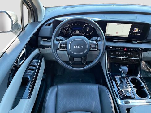 Used 2024 Kia Carnival SX FWD image 21