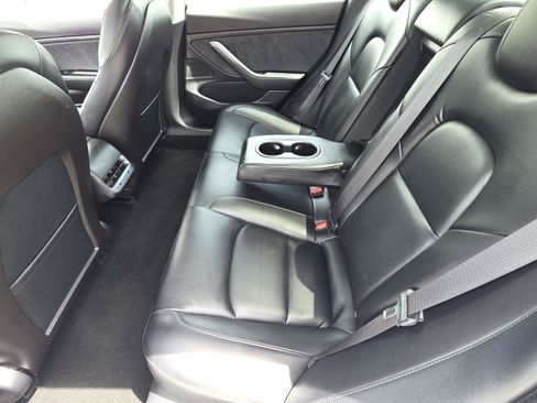 Used 2020 Tesla Model 3 Long Range AWD/4WD image 17