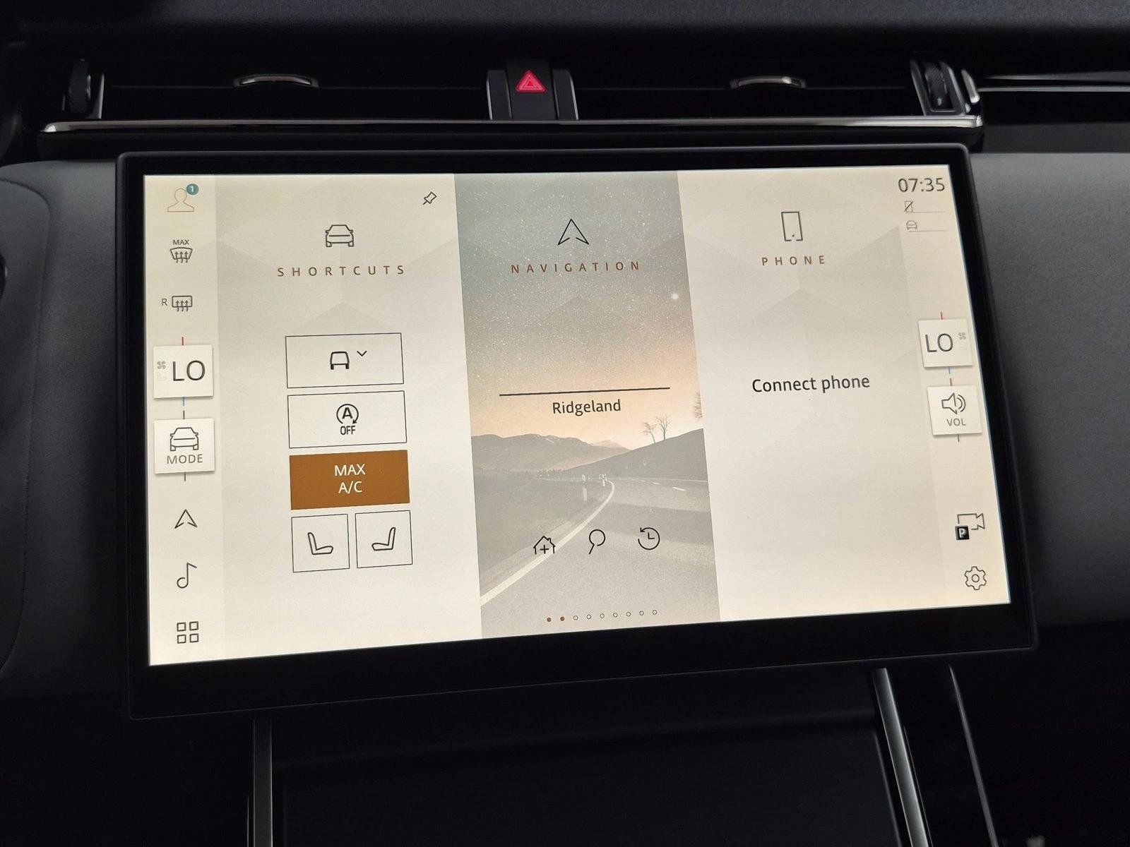 New 2026 Land Rover Range Rover Velar S AWD/4WD image 12