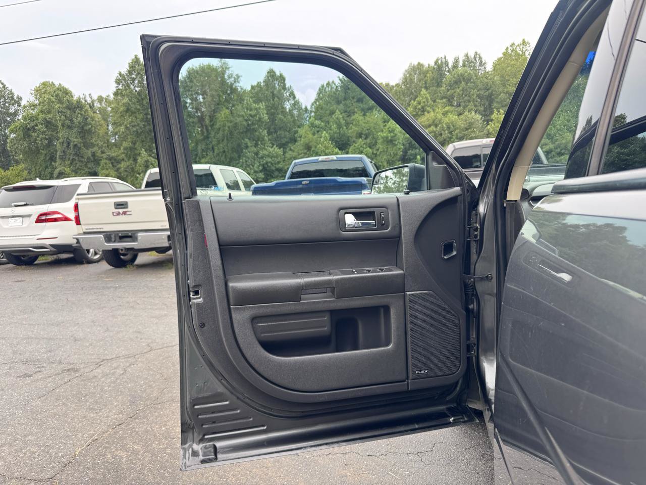 Used 2015 Ford Flex SE FWD image 9