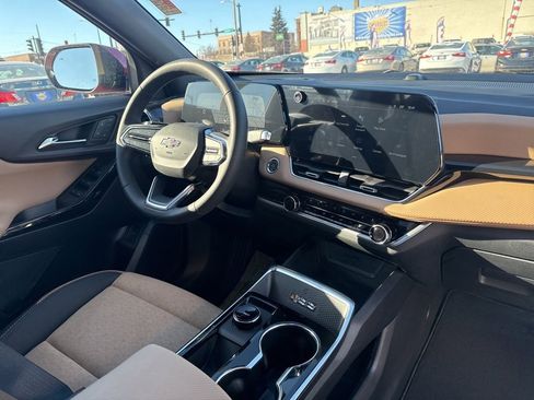 New 2026 Chevrolet Equinox ACTIV w/ Convenience Package III image 36