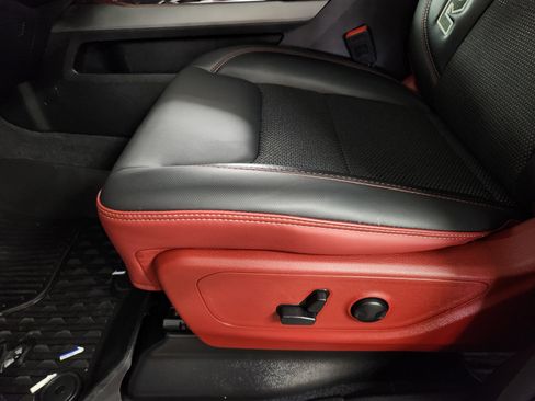 Used 2025 RAM 1500 Rebel w/ Rebel Level 1 Equipment Group AWD/4WD image 17