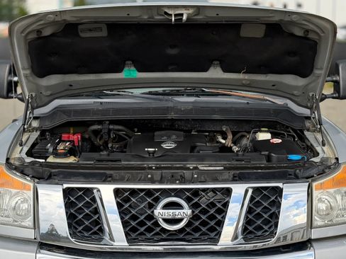 Used 2011 Nissan Titan SV w/ SV Premium Utility Pkg AWD/4WD image 28