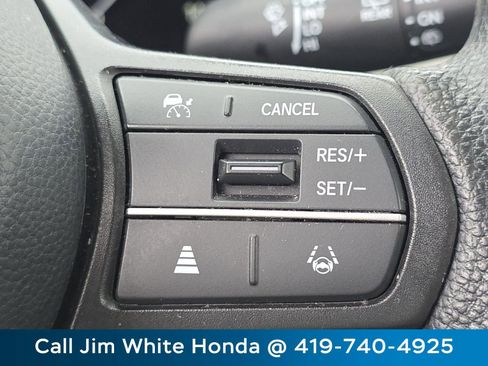 Certified 2023 Honda HR-V LX image 28