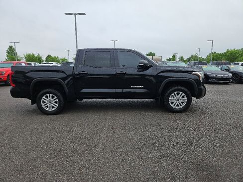 Used 2023 Toyota Tundra SR5 w/ SR5 Premium Package AWD/4WD image 9