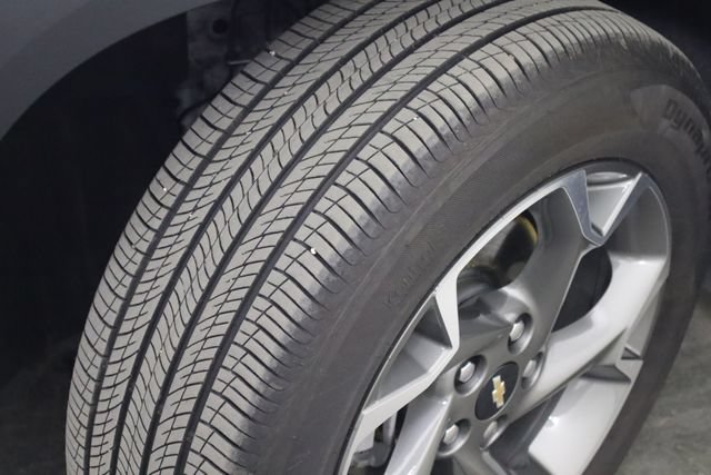Used 2026 Chevrolet Trax LT FWD image 36