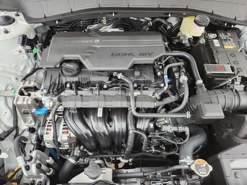 New 2026 Hyundai Kona SE image 29