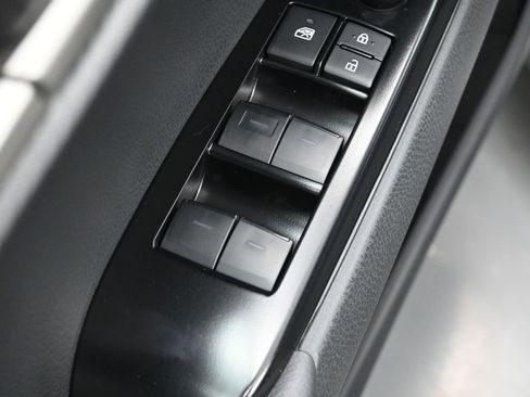 Certified 2025 Toyota Camry SE image 13