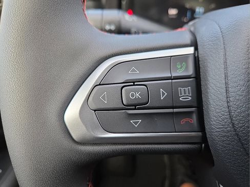 New 2026 Jeep Compass Trailhawk w/ Sun, Sound & Navigation Group image 17