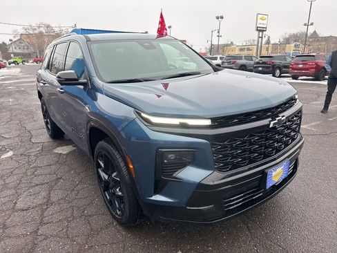 New 2026 Chevrolet Traverse RS image 4