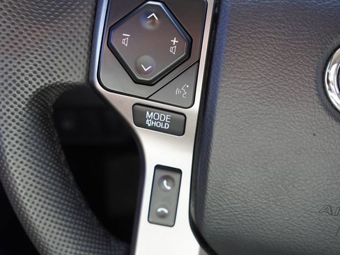 Used 2023 Toyota Tacoma SR5 AWD/4WD image 29