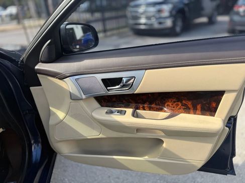 Used 2012 Jaguar XF Portfolio RWD image 12