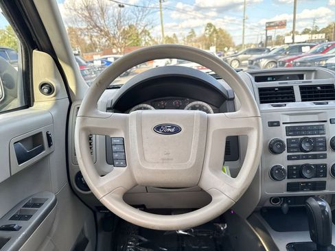 Used 2008 Ford Escape XLT image 14