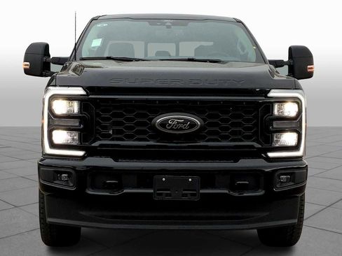 New 2026 Ford F250 XLT w/ XLT Premium Package AWD/4WD image 3