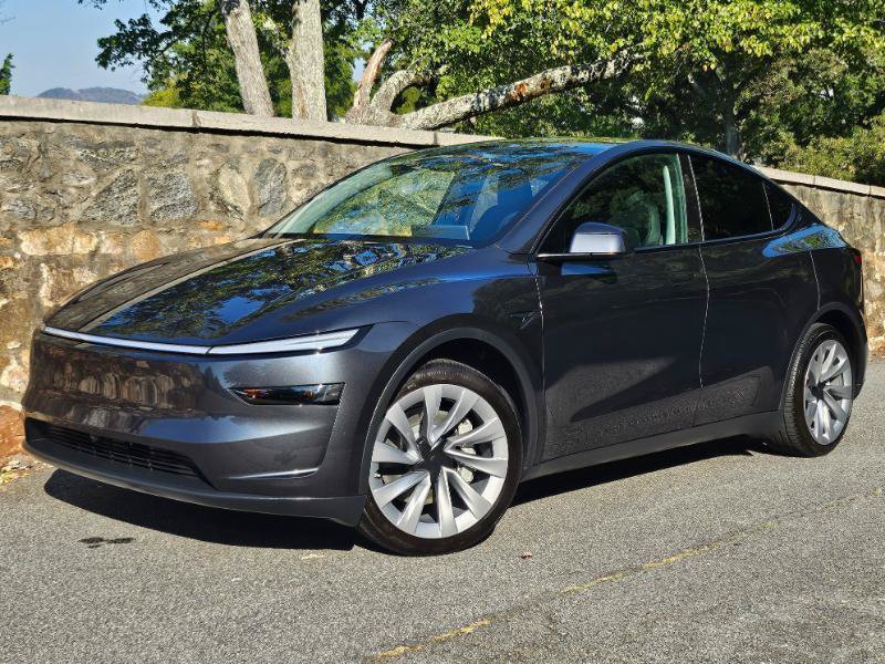 Used 2026 Tesla Model Y Long Range AWD/4WD image 5
