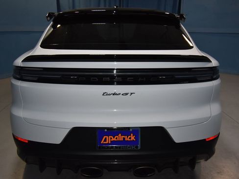 Certified 2024 Porsche Cayenne Turbo GT image 30