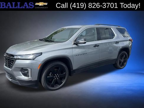 Certified 2023 Chevrolet Traverse LT w/ LT Premium Package AWD/4WD image 1