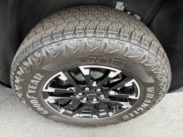 Certified 2025 Chevrolet Traverse Z71 w/ Driver Confidence Package AWD/4WD image 27