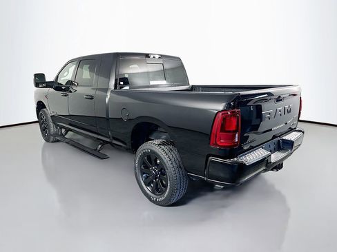 New 2026 RAM 2500 Laramie AWD/4WD image 5
