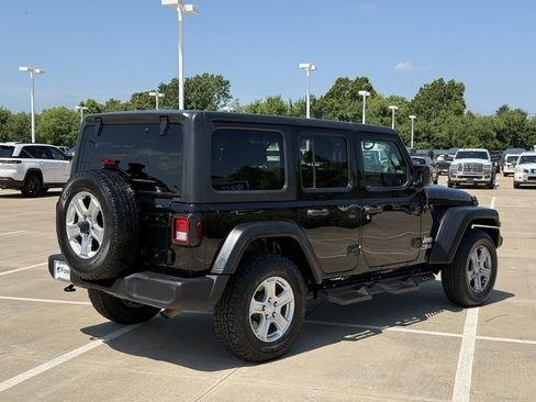 Used 2020 Jeep Wrangler Unlimited Sport S image 4