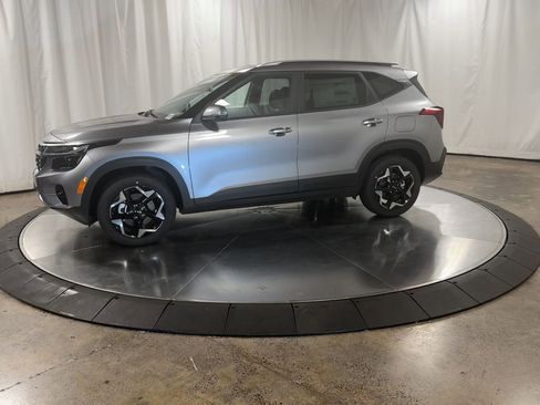 New 2026 Kia Seltos S image 6