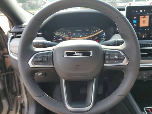 Used 2024 Jeep Compass Limited AWD/4WD image 19