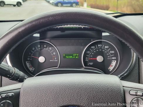 Used 2010 Ford Explorer XLT image 14