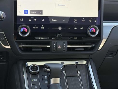 New 2026 Lexus GX 550 image 14