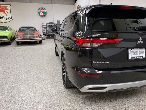 Used 2022 Mitsubishi Outlander SEL image 9