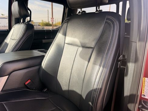 Used 2022 Ford F250 Lariat w/ Black Appearance Package AWD/4WD image 18