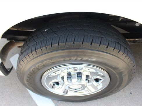 Used 2016 Chevrolet Express 3500 LT w/ LT Preferred Equipment Group RWD image 32