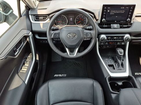 Used 2020 Toyota RAV4 XLE Premium AWD/4WD image 13