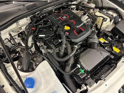 Used 2017 FIAT 124 Spider Abarth image 21